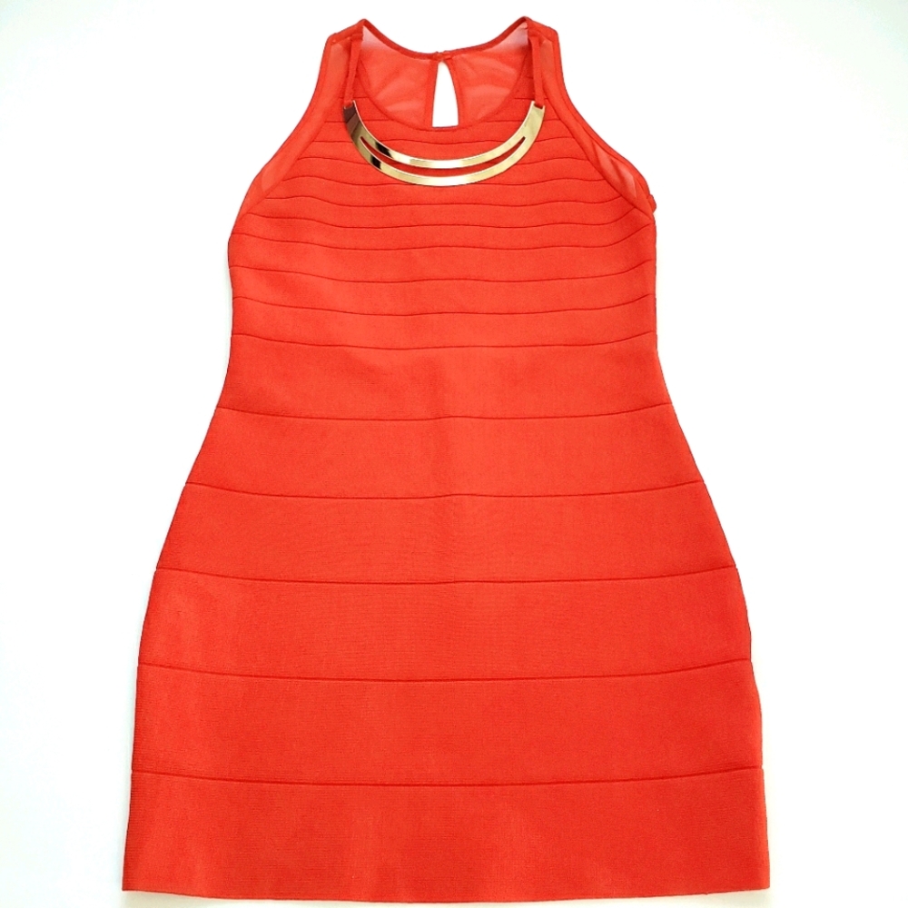 2B Bebe Cherry Red Nwot Bandage Dress Gold/Neck…